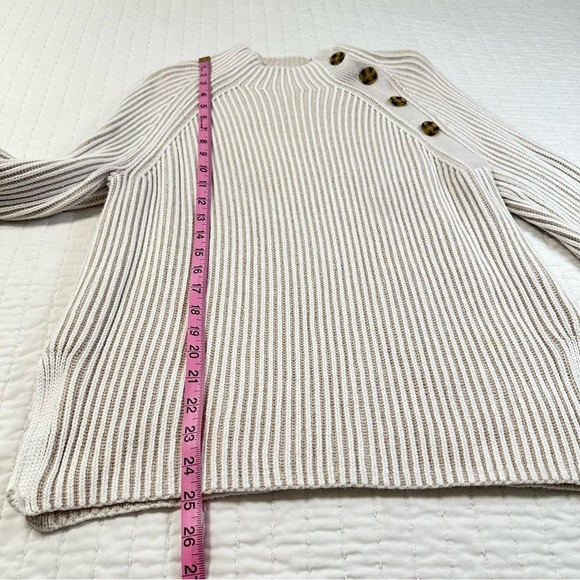 GAP Cream Asymmetrical Button Mockneck Raglan Sweater Women's Turtleneck - Picture 4 of 12